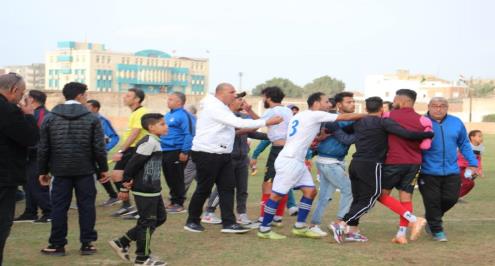 اشتباكات عنيفة بمباراة بلقاس والسنبلاوين.. وعرابي يطالب بإعادة اللقاء (فيديو وصور)